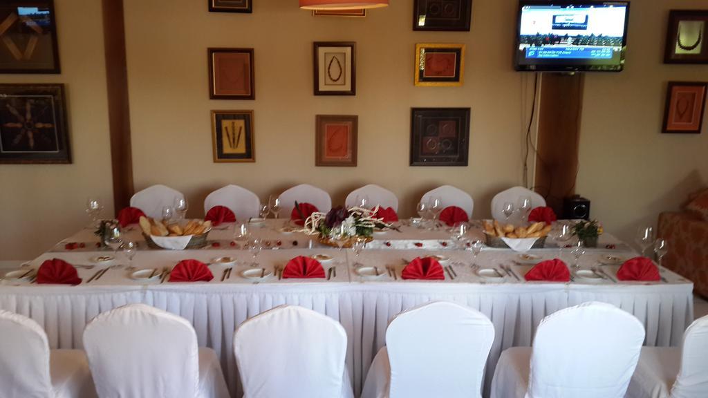 Les Acacias Hotel Djibouti Djibouti City Exteriör bild