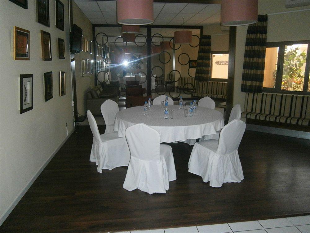 Les Acacias Hotel Djibouti Djibouti City Exteriör bild